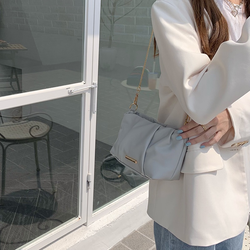 Túi đeo chéo IELGY hình vuông nhỏ phối dây xích phong cách cổ điển thời trang cho nữ