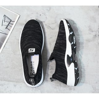 Giày Sneaker Nữ Đen