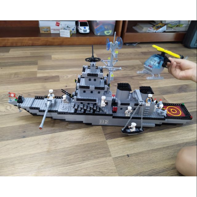 Lego tàu chiến ảnh thật (gần 1000 chi tiết)