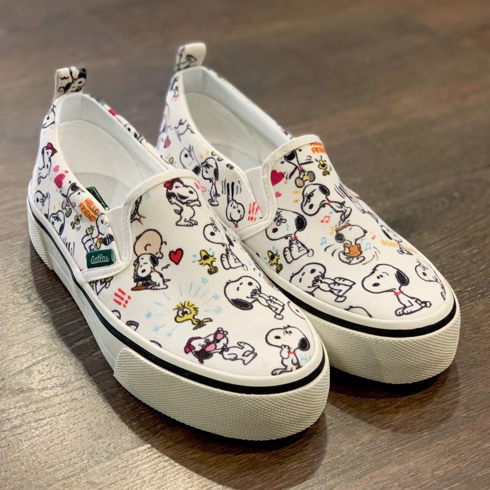 Giày lười Unisex in hình Snoopy 2