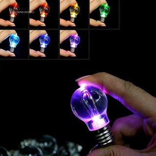 Móc Khóa Bóng Đèn Led Đổi Màu Độc Đáo