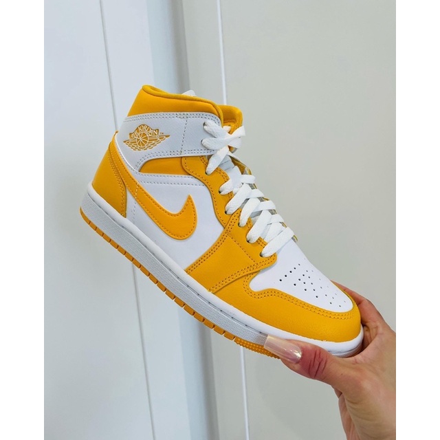 GIÀY THỂ THAO SNEAKER Nike Air Jordan 1 Mid 'Pollen' BQ6472-117