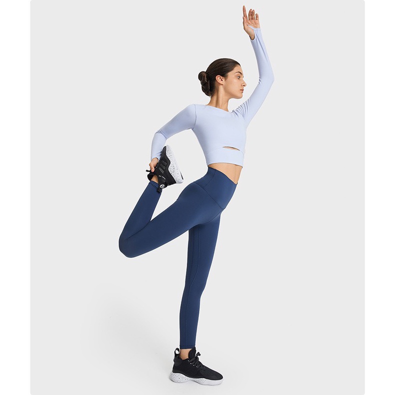Áo crop DT hở bụng Lulu