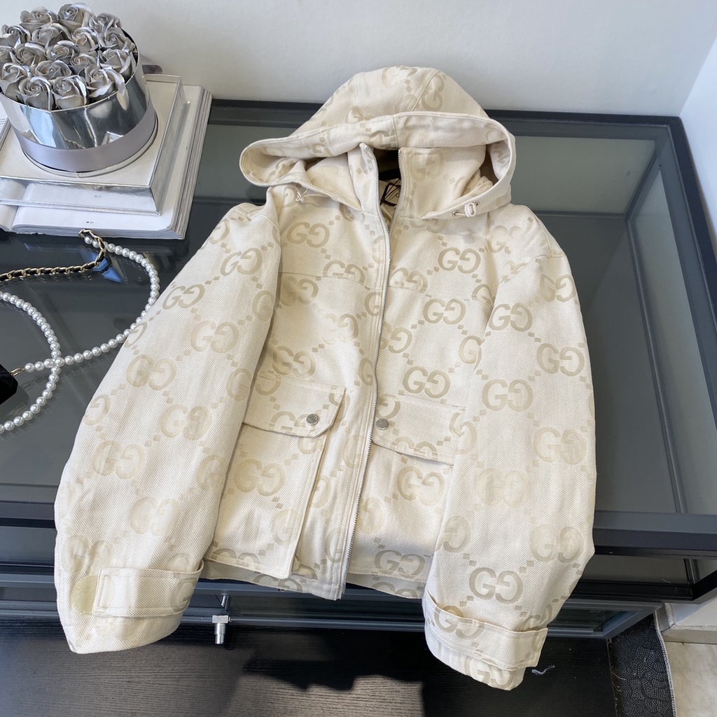 Áo khoác nữ có mũ thời trang cao cấp Gucci GC họa tiết dập nổi