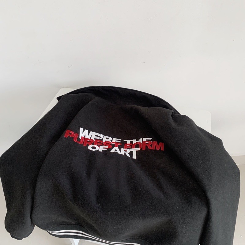 𝐇𝐔𝐌𝐀𝐍 𝐀𝐑𝐓 𝐉𝐀𝐂𝐊𝐄𝐓 (áo khoác varsity lót dù) | BigBuy360 - bigbuy360.vn