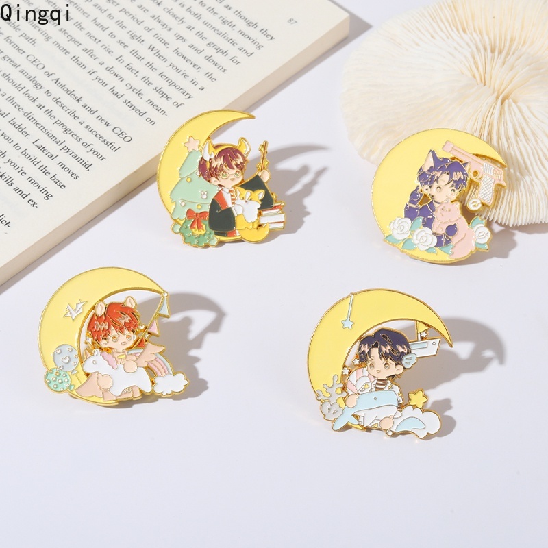 Ghim cài áo Miss Zoe tráng men hình mặt trăng/ thời gian trẻ trung dễ thương cá tính làm quà tặng cho bé trai và bé gái