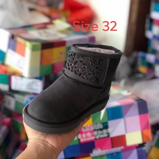 Boot lông bé gái