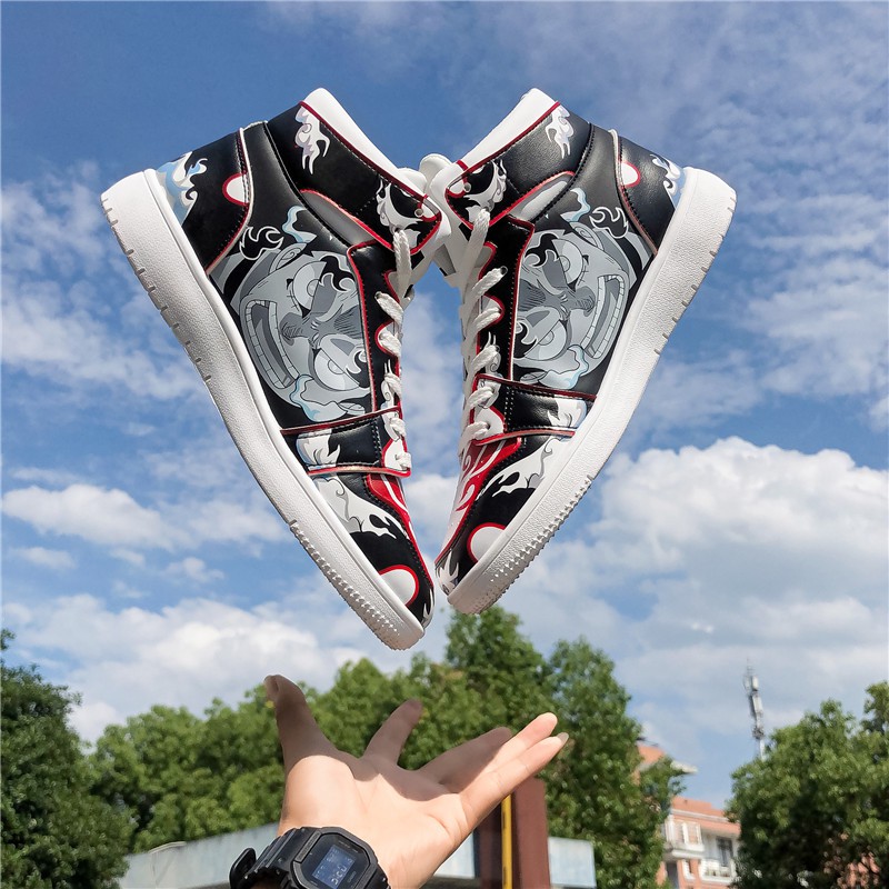 [Mã FAGREEN245 giảm 10% tối đa 30K đơn 99K] Men's Sports Shoes With One Piece Anime Character Pattern | BigBuy360 - bigbuy360.vn