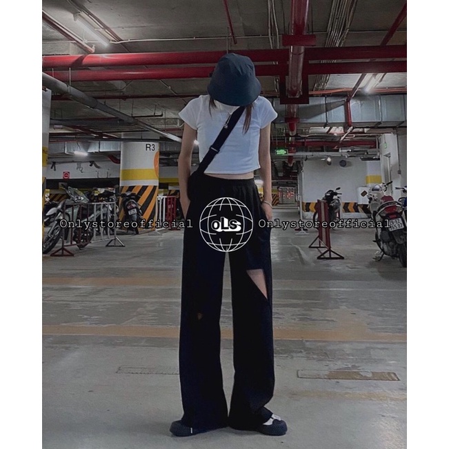 Áo croptop trắng vải thun tăm bó, nhận hàng có vấn đề liên hệ shop trước khi đánh giá
