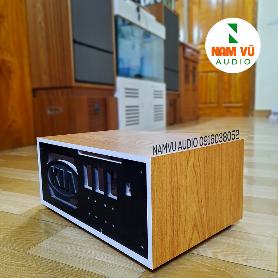 Hộp đầu CD ô tô KIA Forte có bóng đèn phong cách cổ điển