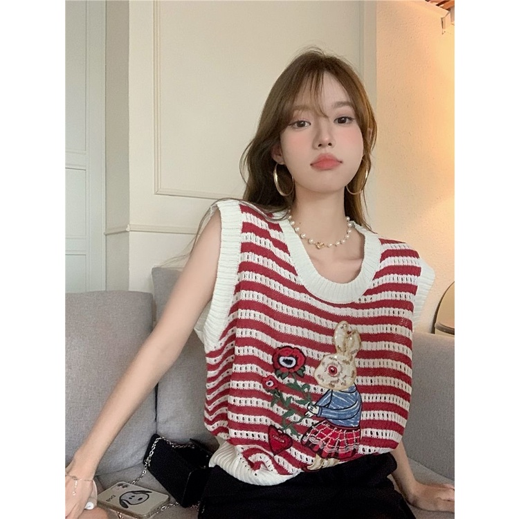 Áo Sát Nách Cổ Tròn Dáng Rộng Hoạ Tiết Kẻ Sọc Thêu Thiết Kế Mới