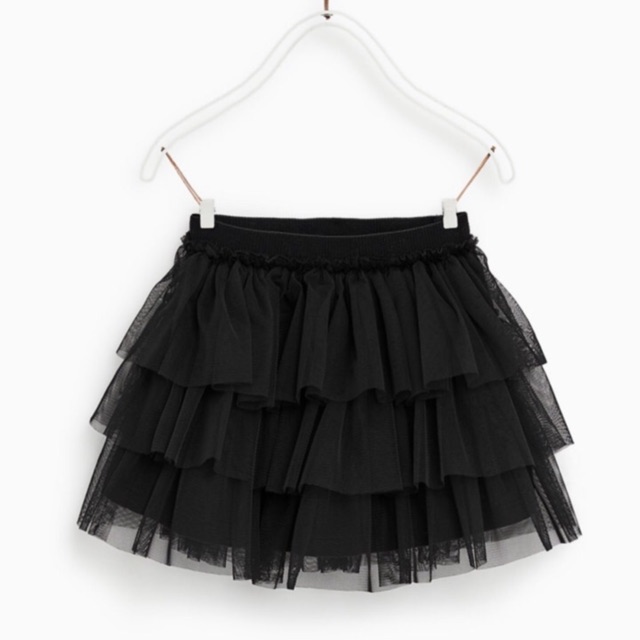 Chân váy ren đen zara dư xịn