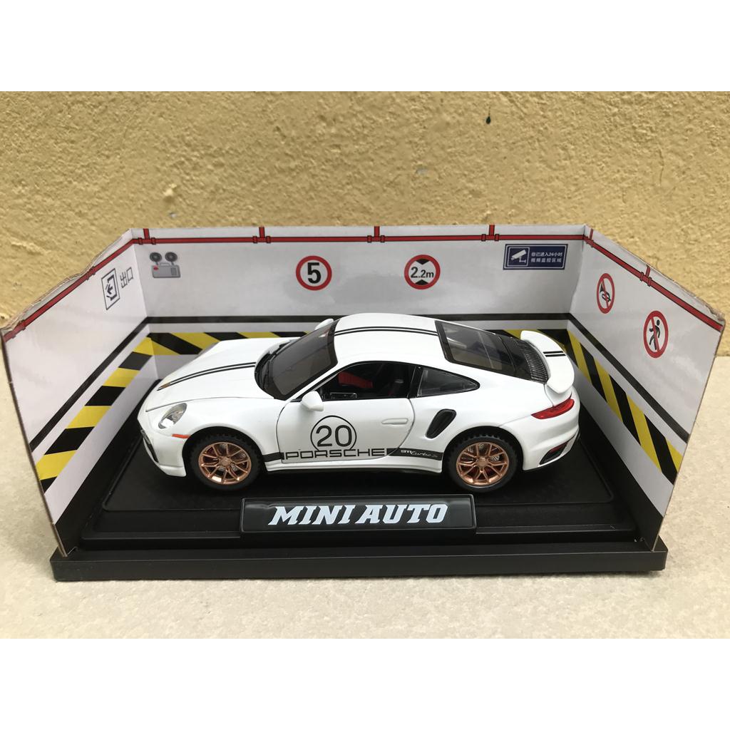 Mô hình xe Porsche 911 TurboS 1:32