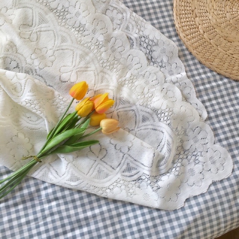 Khăn trải bàn phối ren trắng chất liệu Polyester cao cấp, khăn trải tab đầu giường, thảm picnic tiện lợi