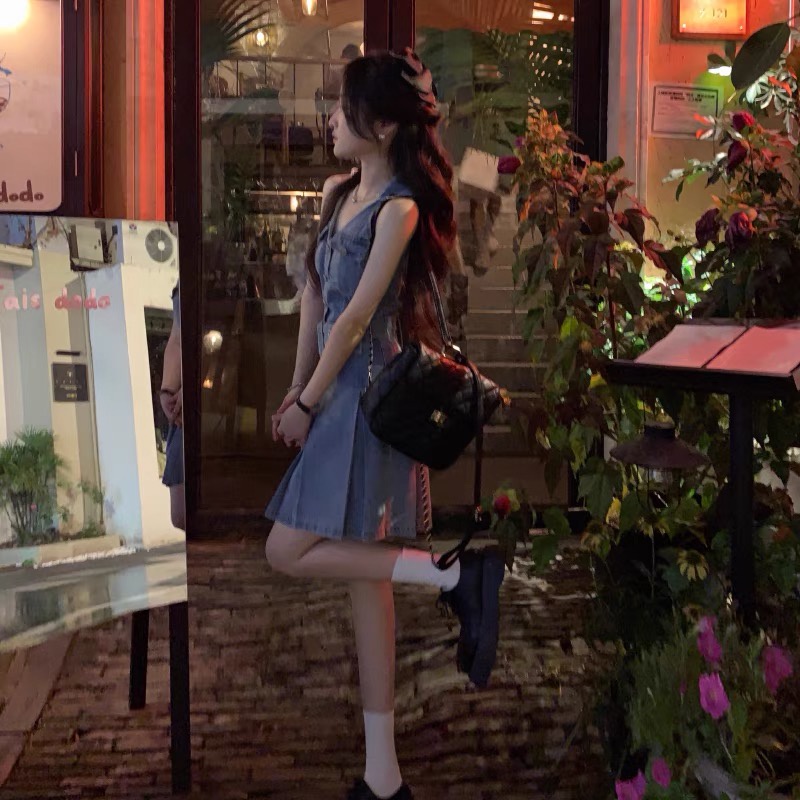 Váy Jeans nữ dáng xòe xếp ly Đầm Denim không tay JV003 Váy bò sát nách thắt eo gọn 2022 mới hót
