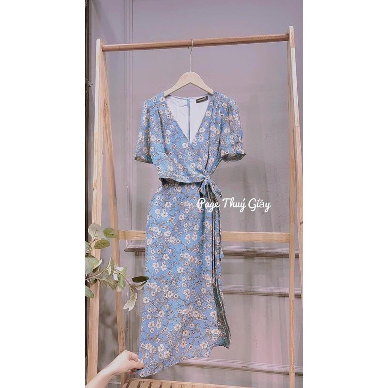 Váy hoa buộc eo xẻ bên | BigBuy360 - bigbuy360.vn
