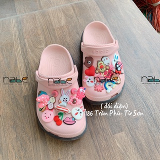 Dép sục Crocs kèm 8 Hình