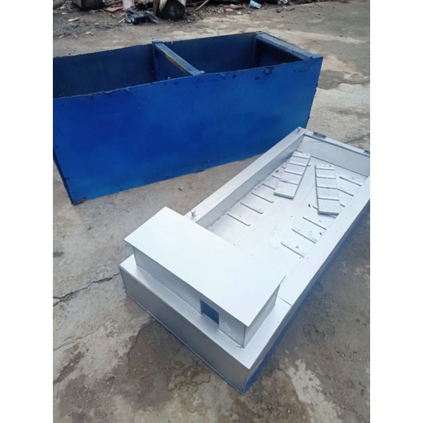phà chở kobe huina xe cẩu