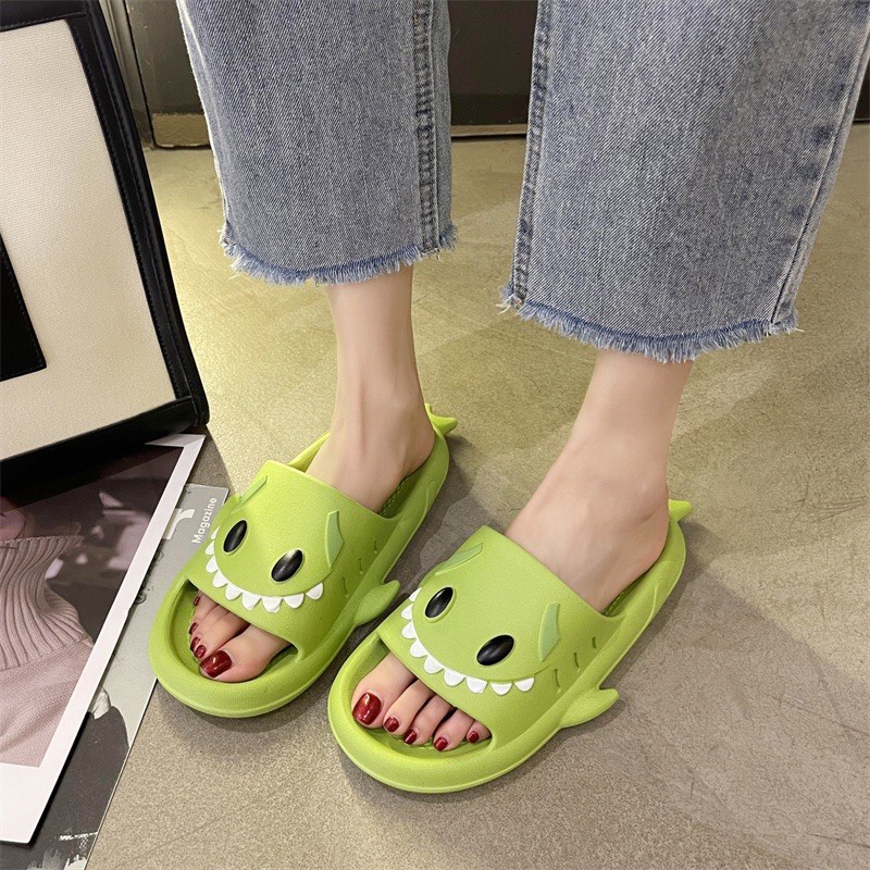 Dép Nữ Thời Trang Xinh Xắn, Kiểu Dép Quai Ngang Đúc Nguyên Khối Hình Cá Mập Cute Phù Hợp Đi Trong Nhà, Đi Ngoài Trời