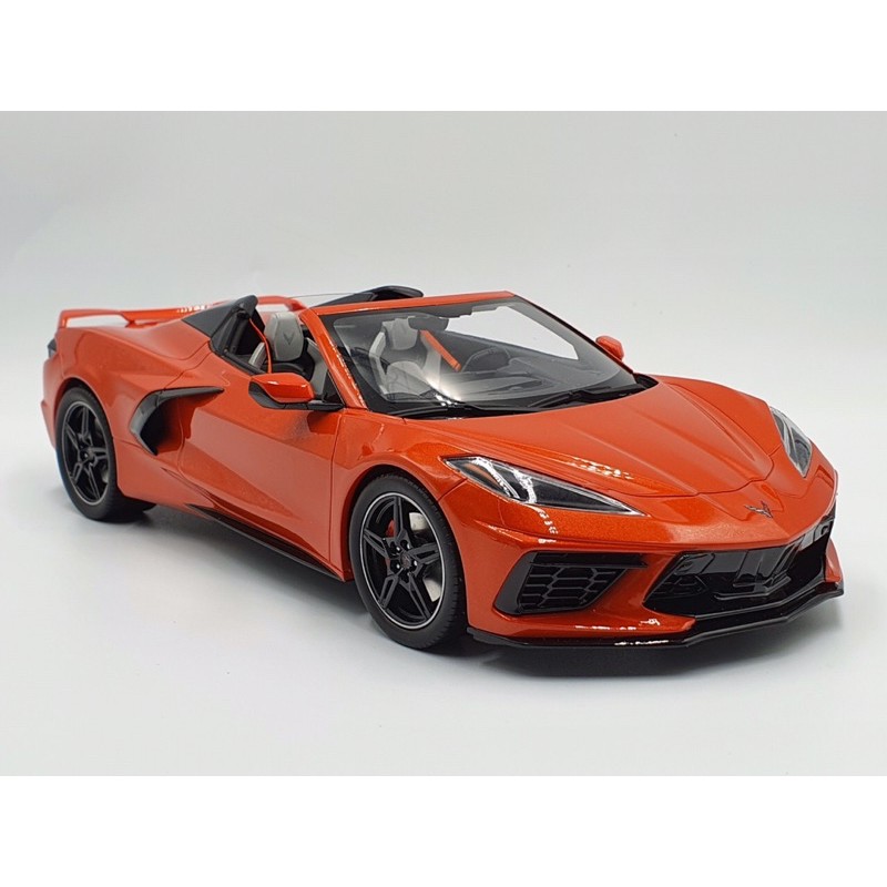 Xe Mô Hình Chevrolet Corvette C8 Cabriolet Tỉ lệ 1:18 Hãng sản xuất GTSpirit ( Đỏ Mui Trần )