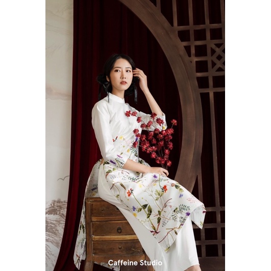 Áo dài cách tân chất liệu Tafta dành cho nữ Caffeine Studio - Áo dài Vườn Xuân