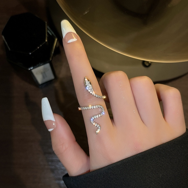 Nhẫn hình rắn đính đá zircon thời trang cá tính cho nữ