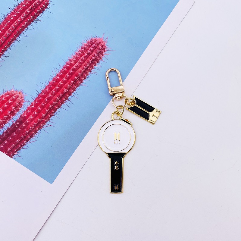 Móc khóa kim loại hình nhóm nhạc BTS BLACKPINK NCT TWICE GOT7 EX SEVENTEEN STRAYKIDS