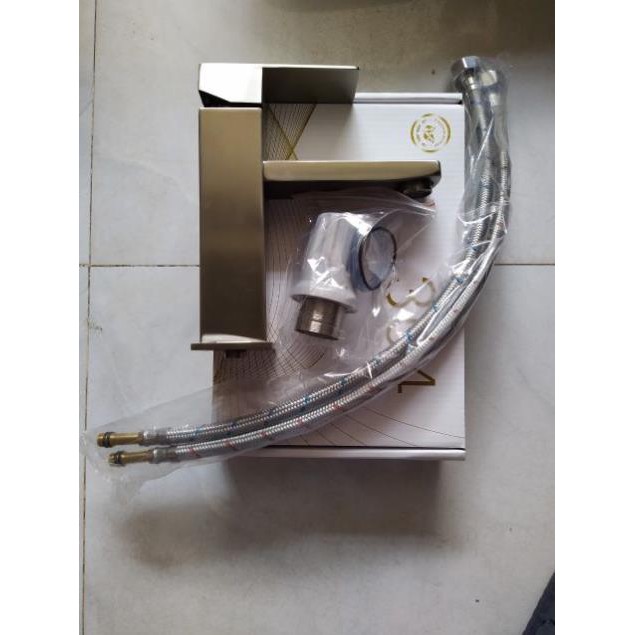 Vòi rửa mặt lavabo nóng lạnh inox 304