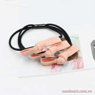 Cột tóc thắt nơ