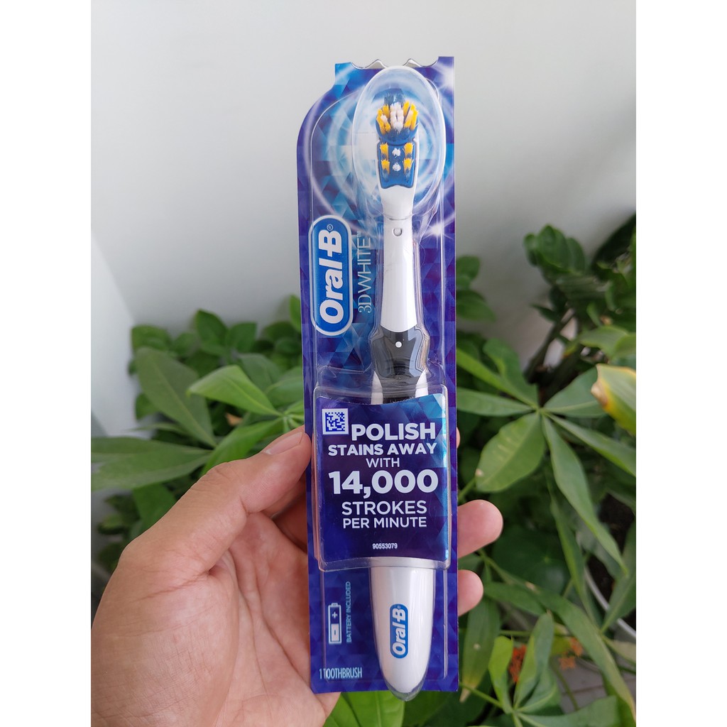 Bàn chải pin giúp làm sạch nhanh mảng bám Oral B 3D White Polish Stains Away