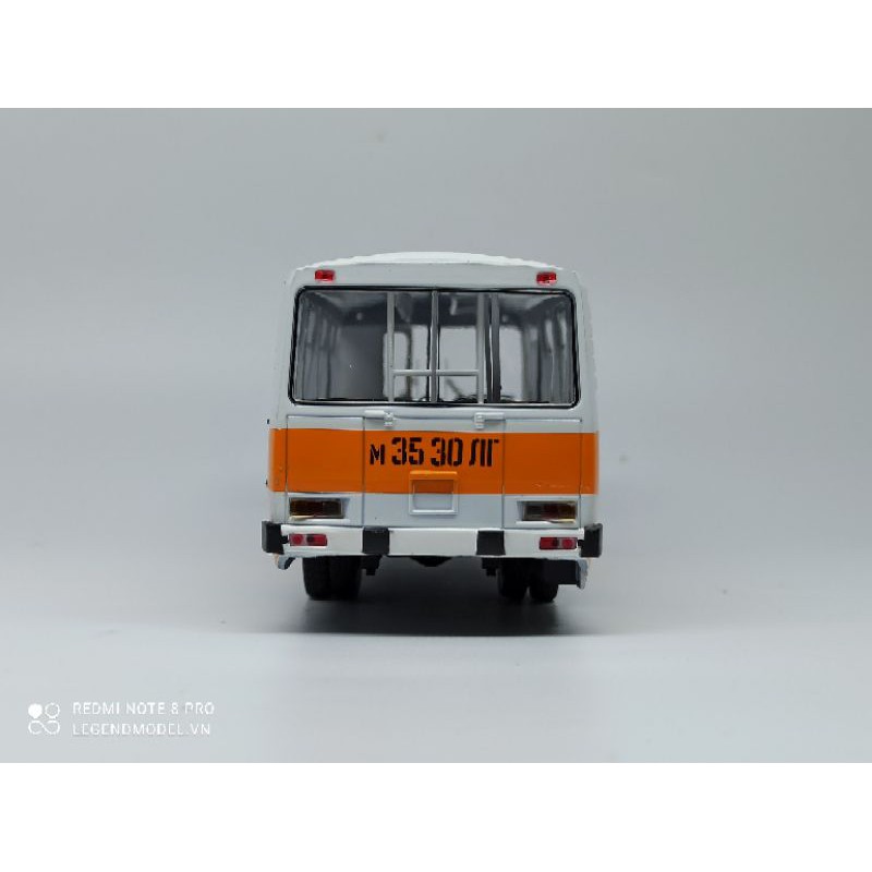 Mô hình xe Paz3205