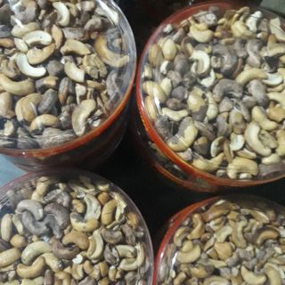 Hạt điều vỡ rang muối