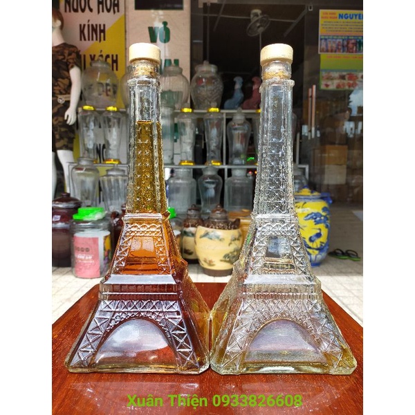 Vỏ Chai Đựng Rượu Hình Tháp Eiffel Dung Tích 750ml Cao 31cm .