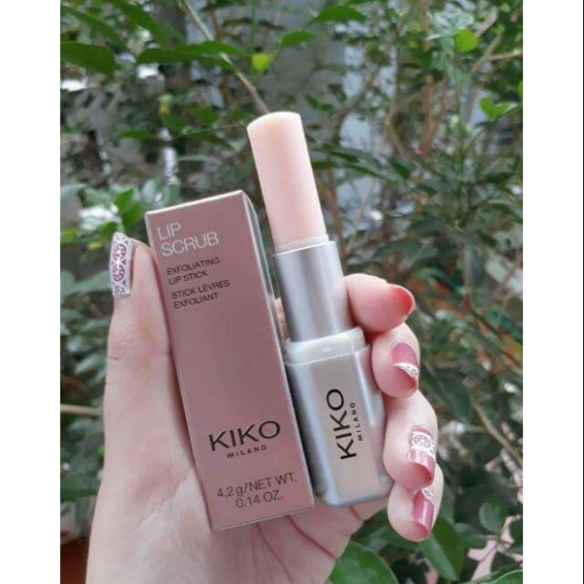 Tẩy tế bào chết cho môi KIKO