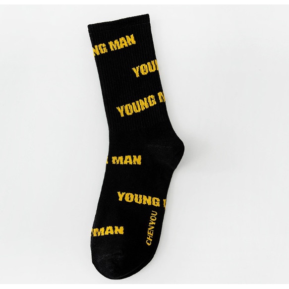 Vớ Tất thể thao cao cổ Nam Nữ phong cách trẻ trung, năng động, cá tính.