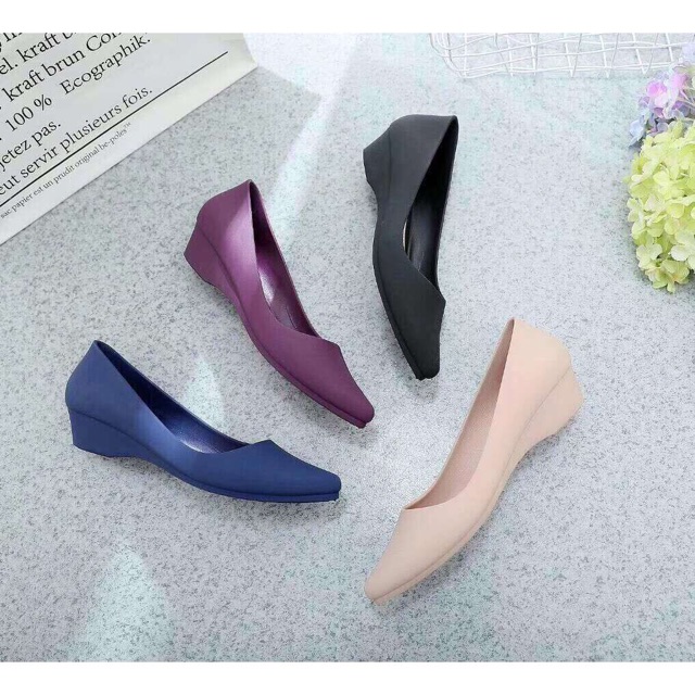 Giầy Nhựa  siêu êm chân | BigBuy360 - bigbuy360.vn