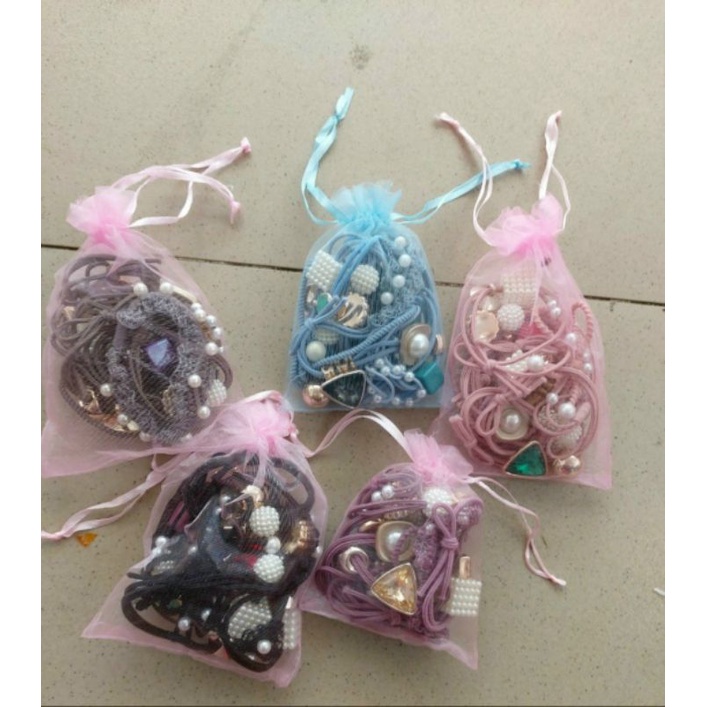 Túi buộc tóc lưới.