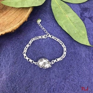 Lắc tay, lắc chân bạc cho bé