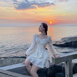 🦋đầm trắng hoa nổi rút ngực dây yếm khoét eo🦋