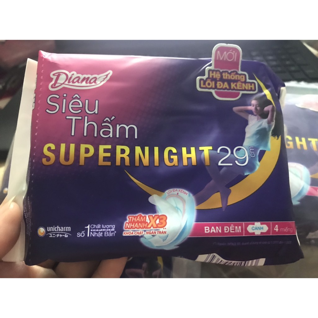 BVS Diana Super night 29cm (gói 4 miếng)