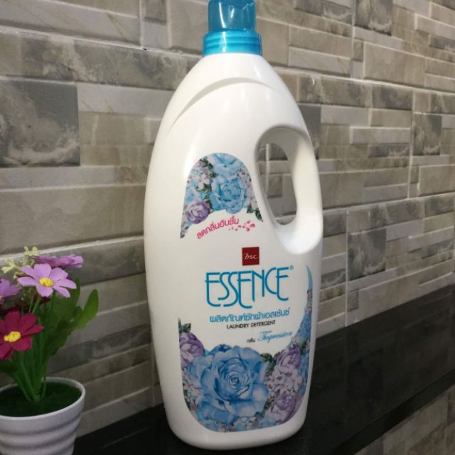 Nước giặt essence 1900ml