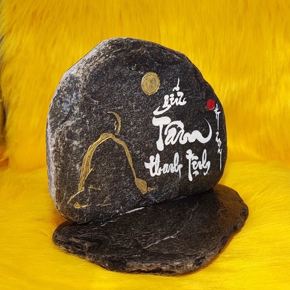 Thư pháp chữ Tâm  Kích thước: 18x12x16cm