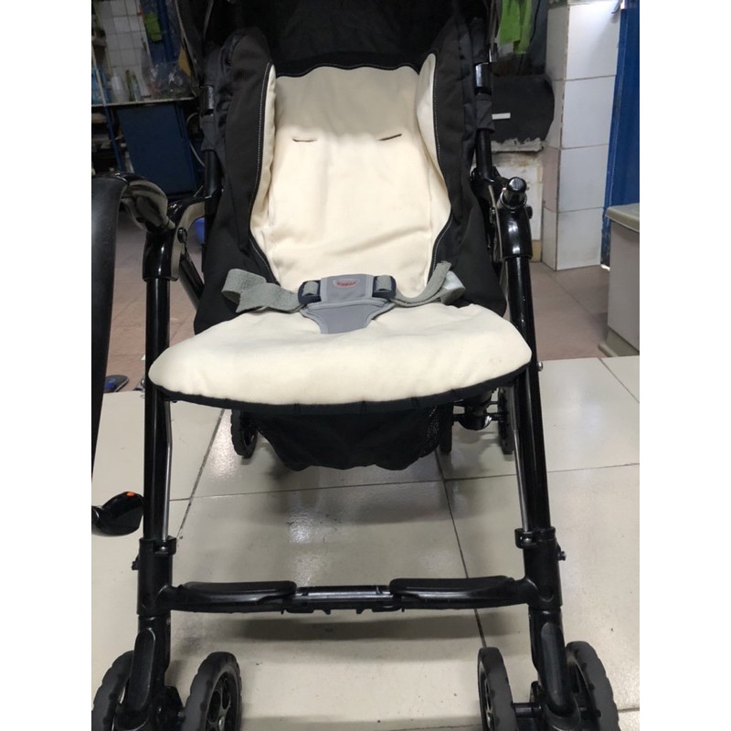 Xe đẩy Aprica 1 chiều 2 tư thế gấp gọn