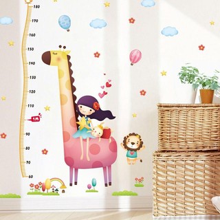 Miếng dán tường hình hươu cao cổ đo chiều cao cho bé