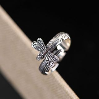 Nhẫn chuồn chuồn bạc thái