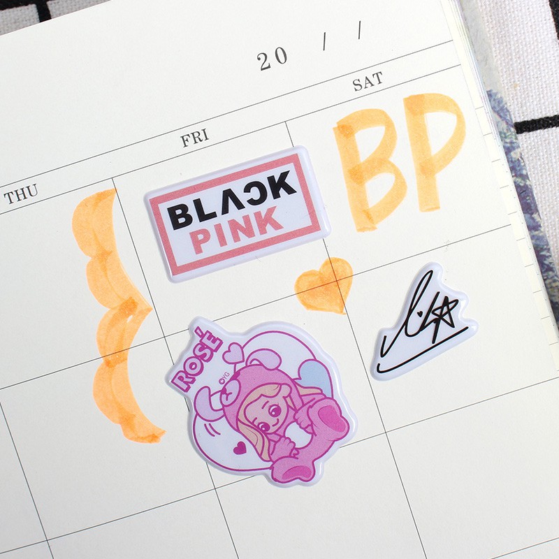 Giấy dán trang trí hình BTS/EXO/Blackpink hoạt hình | BigBuy360 - bigbuy360.vn