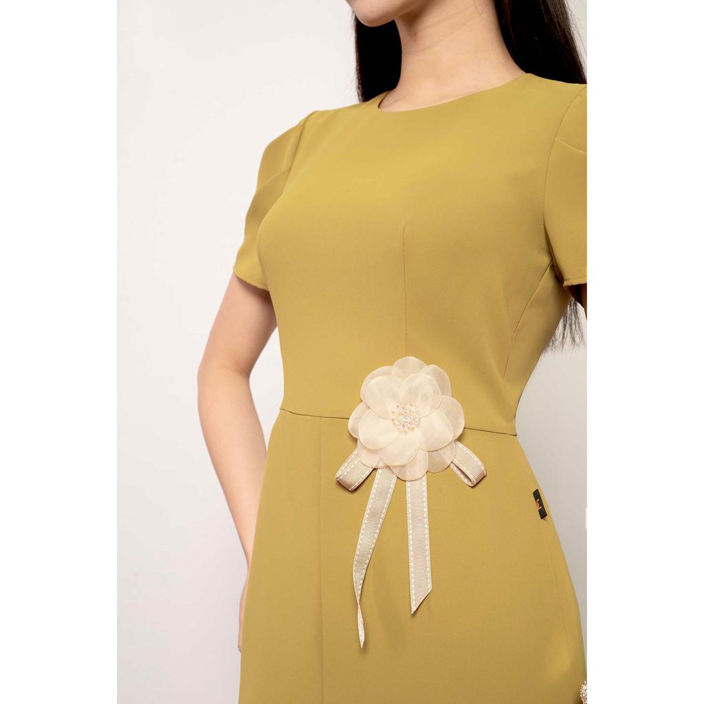 Đầm đuôi cá, tay bồng xếp li, đính hoa MMOutfit M-DA061121360