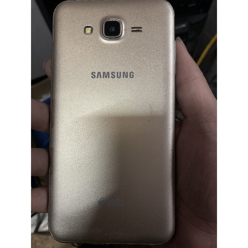 Điện Thoại Samsung Galaxy J7