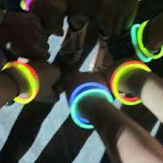 Que phát sáng Light stick