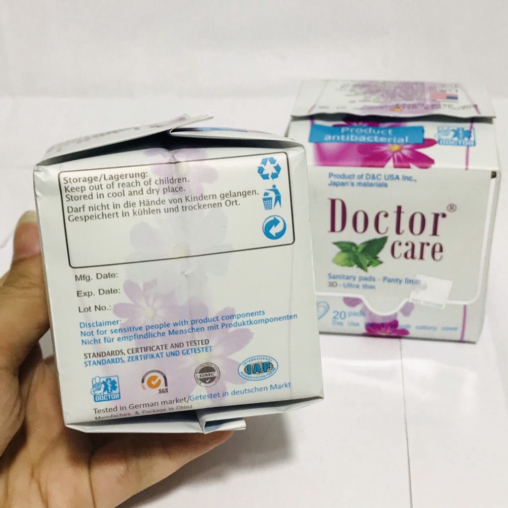 Băng Vệ Sinh Doctor Care Hàng Ngày Tinh Chất Thảo Dược Gói 20 Miếng 16cm